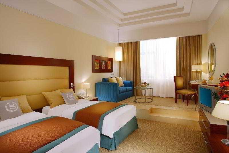 Helnan Dream Hotel And Conference Center 6th of October City Esterno foto A room at the hotel