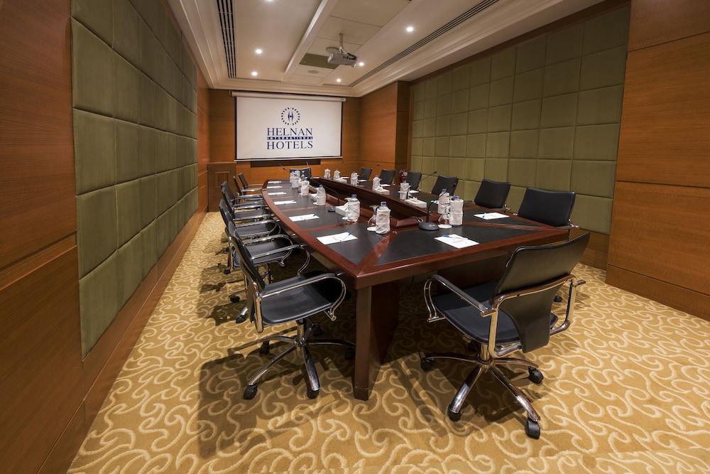 Helnan Dream Hotel And Conference Center 6th of October City Esterno foto Meeting room