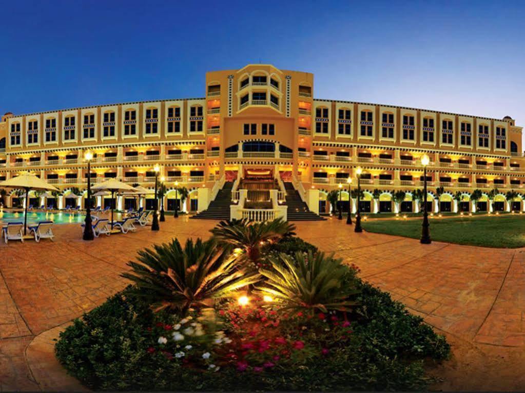 Helnan Dream Hotel And Conference Center 6th of October City Esterno foto The Mirage